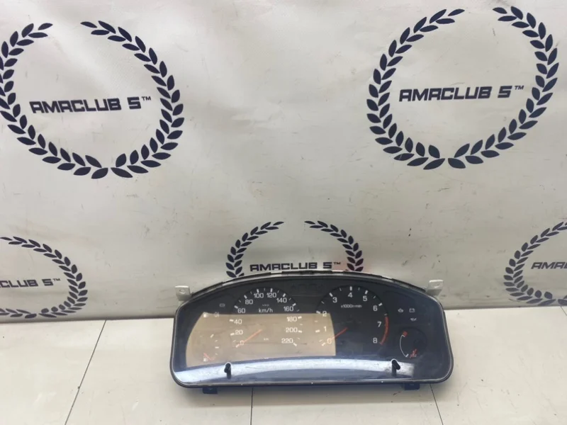 Приборная панель Nissan Primera P11 1.6 GA16 1999 - миниатюра 3