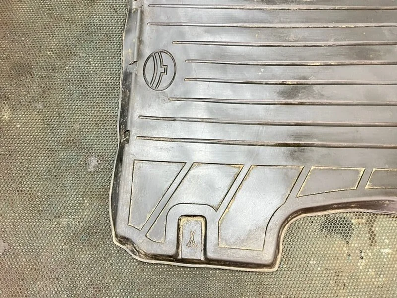 Коврик багажника Great Wall Safe 1 (G5) 2.2 491QE - миниатюра 9