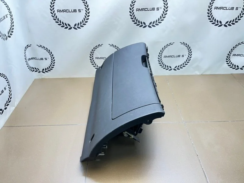 Бардачок Skoda Octavia 2 A5(1Z) 2012 - миниатюра 6