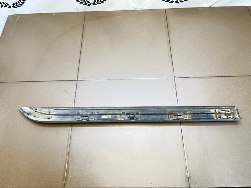 Молдинг двери задний левый Lexus LS460 (XF40) 4.6 - миниатюра 7