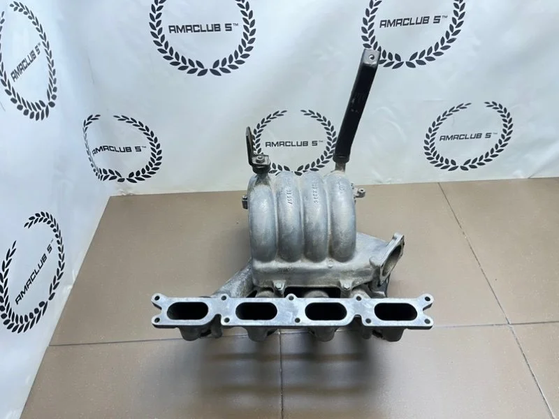 Коллектор впускной Audi A4 B5 (8D) 1.8 ADR 1995 - миниатюра 8
