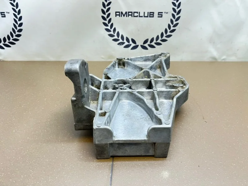 Кронштейн компрессора кондиционера Audi A4 B5 (8D) - миниатюра 4