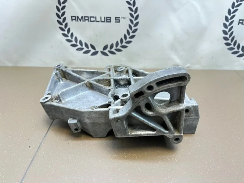 Кронштейн компрессора кондиционера Audi A4 B5 (8D) - миниатюра 5