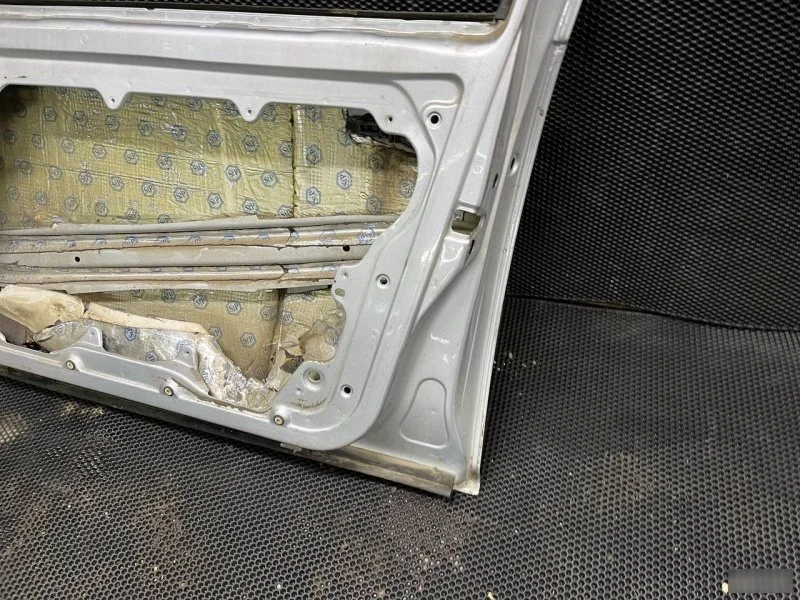 Дверь передняя правая Volkswagen Bora 1998-2005 - миниатюра 8
