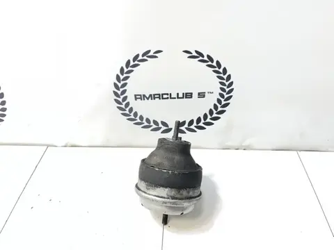 Подушка двигателя левая Volkswagen Passat B5 (3B)