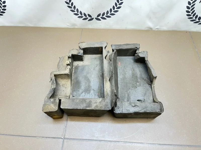 Шумоизоляция насоса Audi A4 B5 (8D) 1.8 ADR 1995 - миниатюра 9