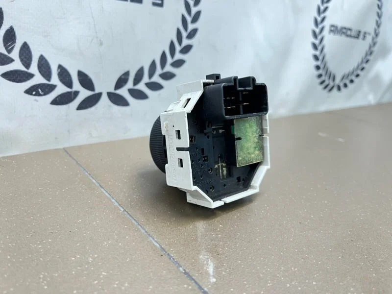 Переключатель печки Toyota RAV4 (A40) 2.0 3ZRFE - миниатюра 9
