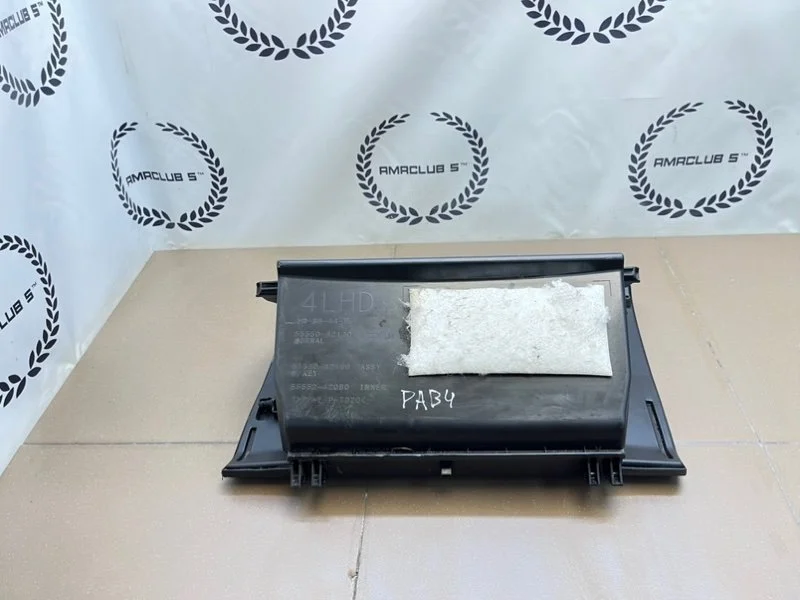 Бардачок Toyota RAV4 (A40) 2.0 3ZRFE 2014 - миниатюра 7