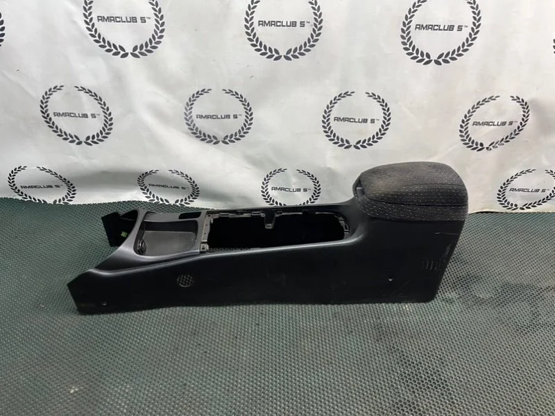 Подлокотник Hyundai Sonata 4 (EF) 2.0 G4GC - миниатюра 4