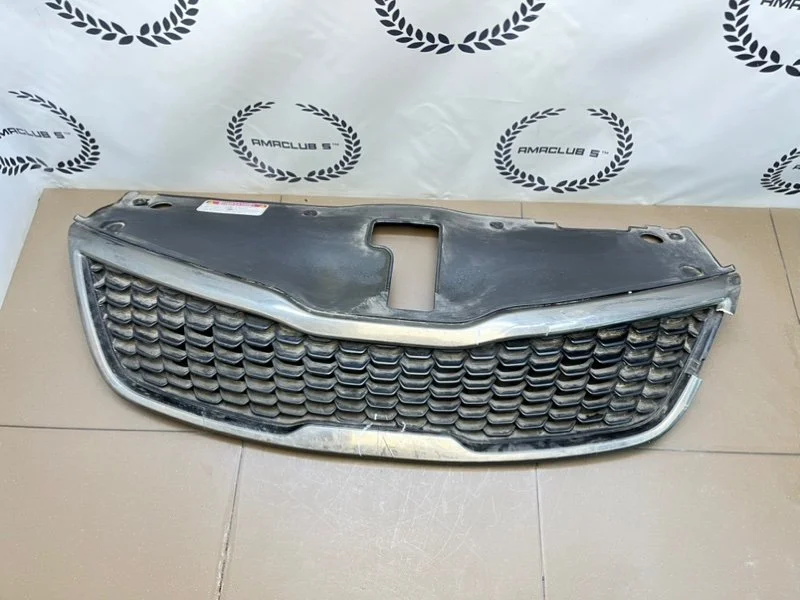 Решетка радиатора Kia Rio 3 (UB) 1.4 G4FA 2012 - миниатюра 2
