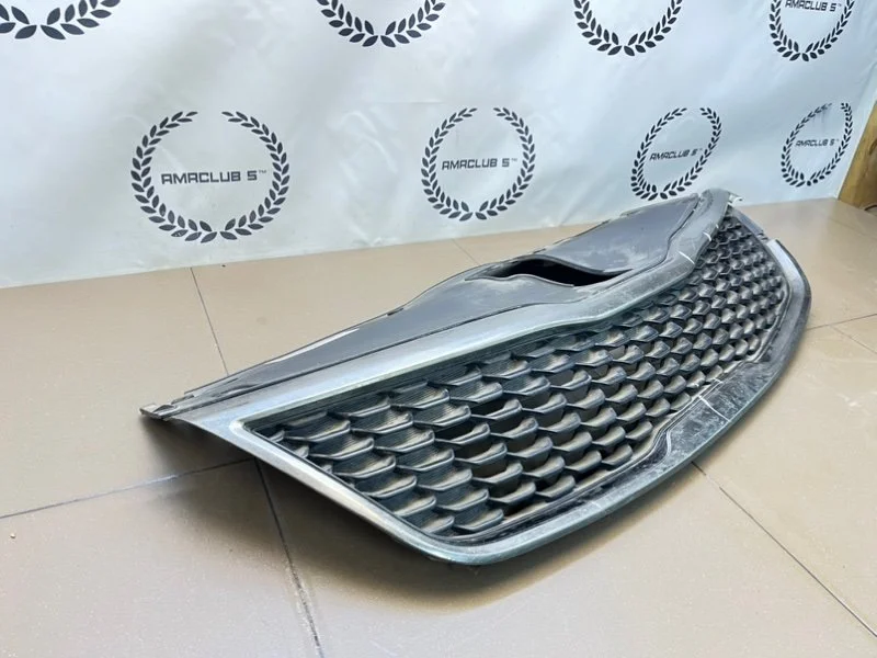 Решетка радиатора Kia Rio 3 (UB) 1.4 G4FA 2012 - миниатюра 6