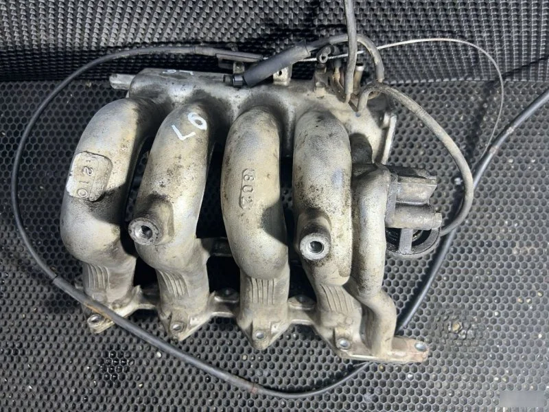 Впускной коллектор Mitsubishi Lancer 6 4G92 - миниатюра 3