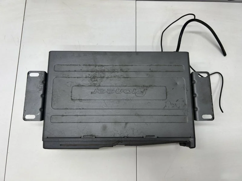 CD-Чейнджер Opel Omega - миниатюра 4