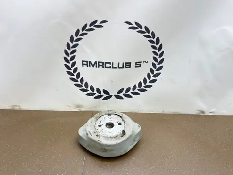 Подушка кпп Audi A4 B5 (8D) 1.8 ADR 1995