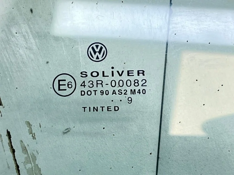 Стекло двери переднее правое Volkswagen Passat B5 - миниатюра 6