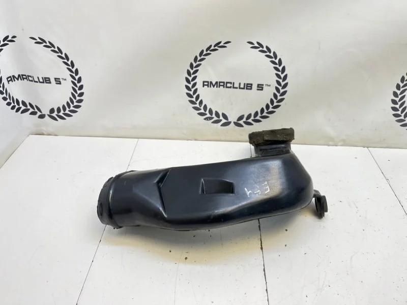 Воздухозаборник Hyundai Sonata 4 (EF) 2.0 G4GC - миниатюра 3