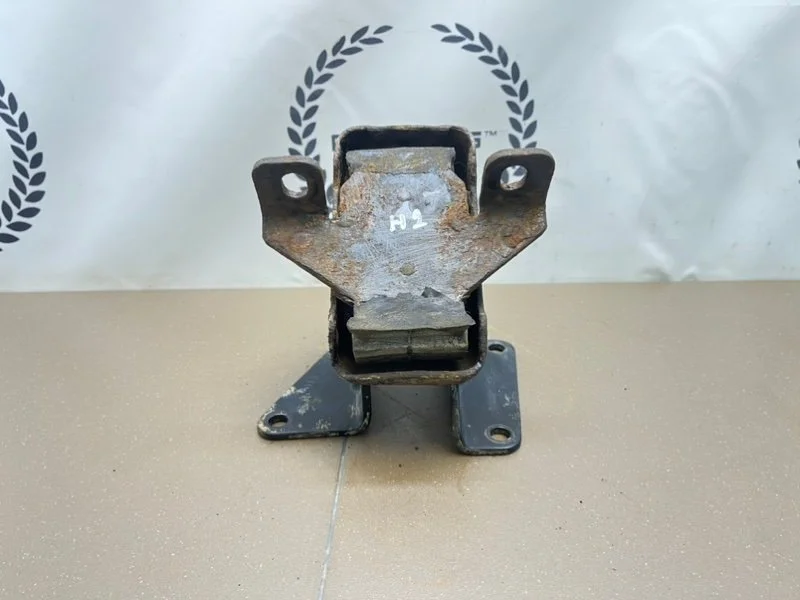 Подушка двигателя левая Great Wall Hover H2 2.4 - миниатюра 3