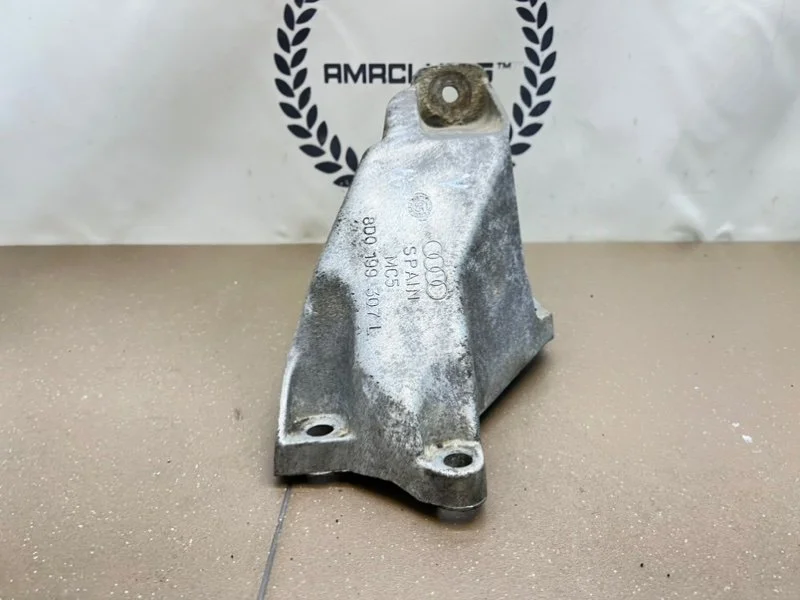 Кронштейн подушки двигателя левый Audi A4 B5 (8D) - миниатюра 3