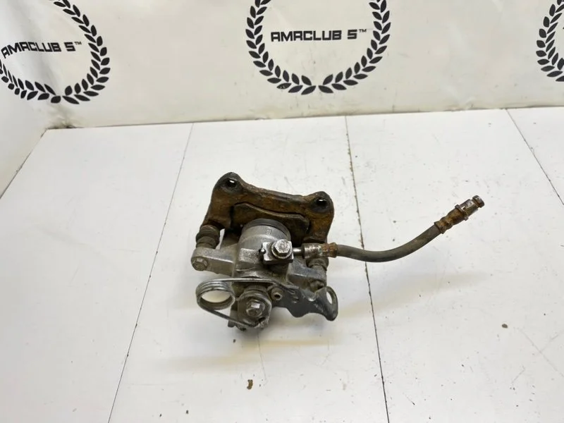 Суппорт задний правый Volkswagen Passat B5 (3B) - миниатюра 8