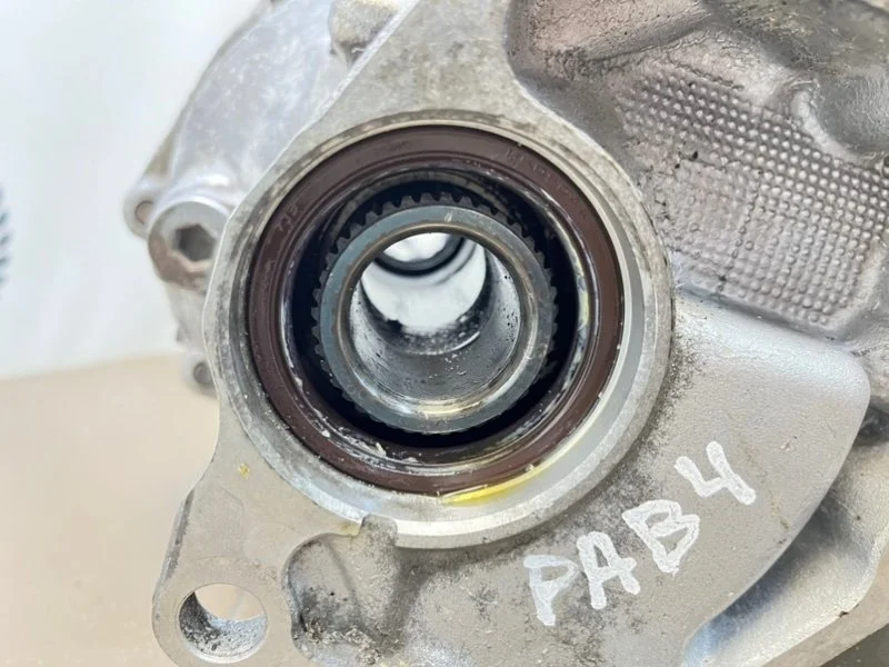 Раздаточная коробка Toyota RAV4 (A40) 2.0 3ZRFE - миниатюра 6