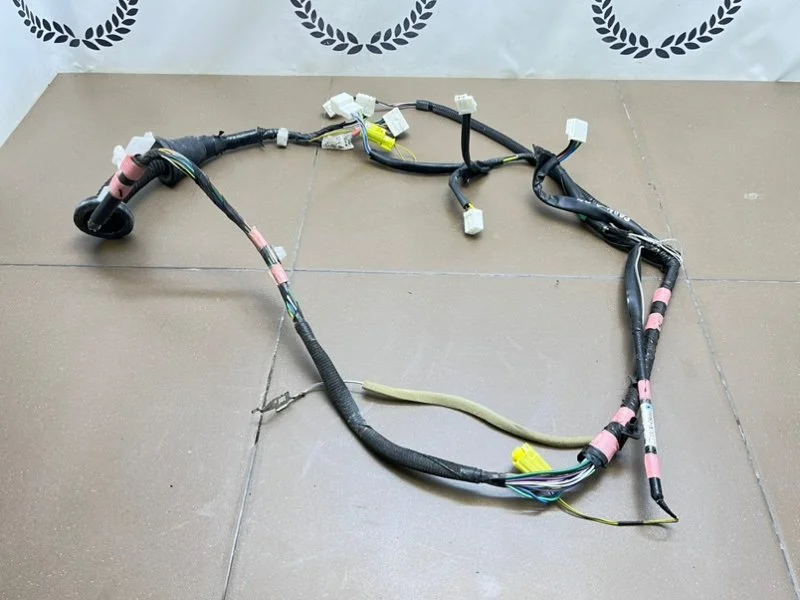 Проводка двери передняя правая Toyota RAV4 (A40) - миниатюра 9