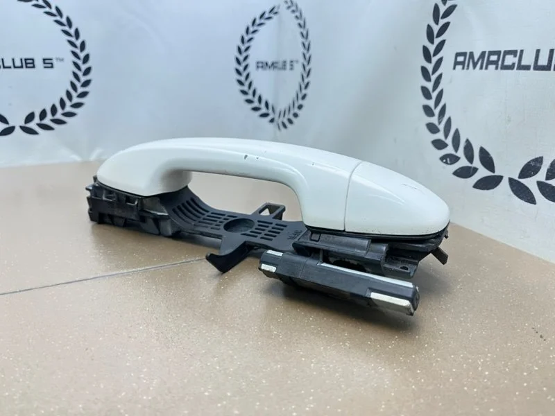 Ручка двери внешняя передняя правая Toyota RAV4 - миниатюра 4