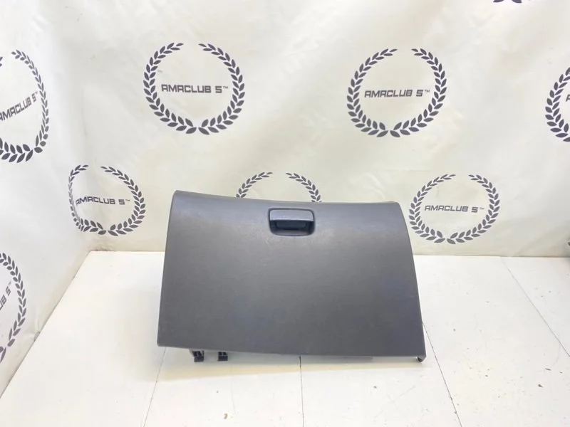 Бардачок Hyundai Solaris 1 (RB) 1.6 G4FG 2014 - изображение 1