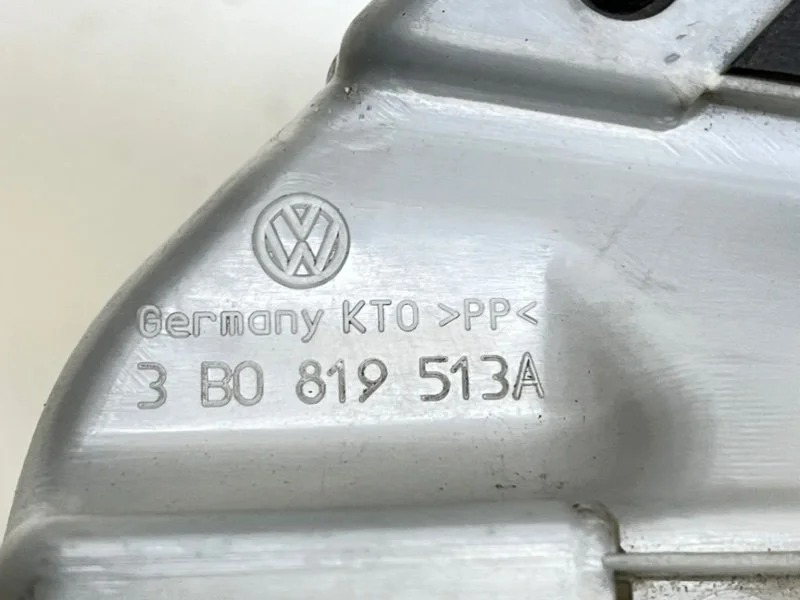 Воздуховод отопителя левый Volkswagen Passat B5 - миниатюра 10