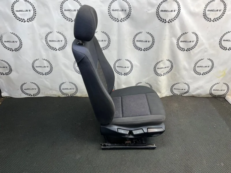 Сиденье переднее правое BMW 3-Series (E46) 2001 - миниатюра 5