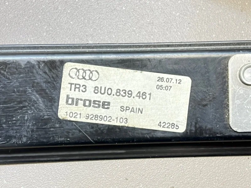 Стеклоподъемник задний левый Audi Q3 (8U) 2014 - миниатюра 8