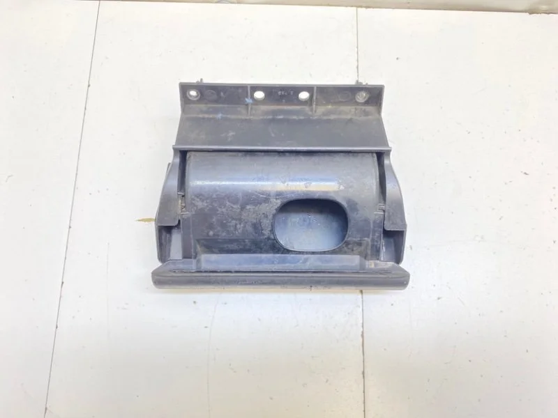 Пепельница Audi 80 (B3) 1990 - миниатюра 9