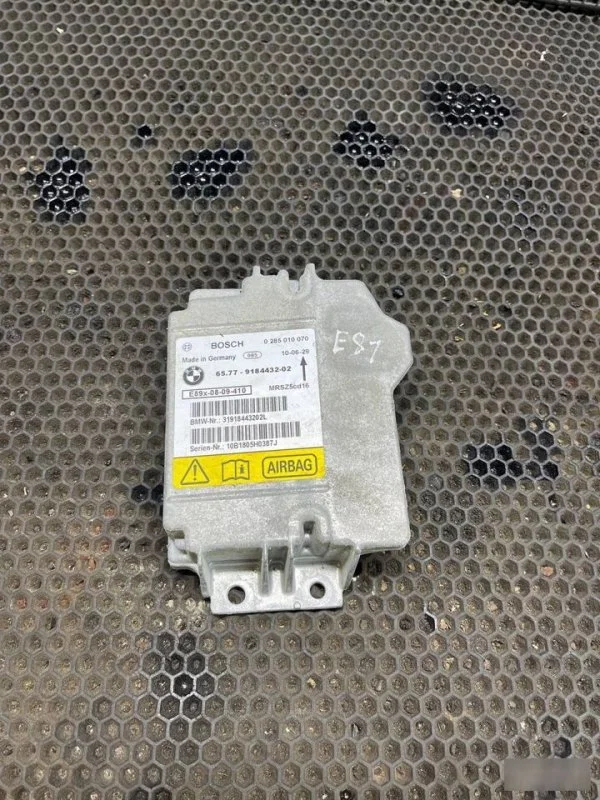 Блок управления Airbag BMW 1 E81 2007-2011