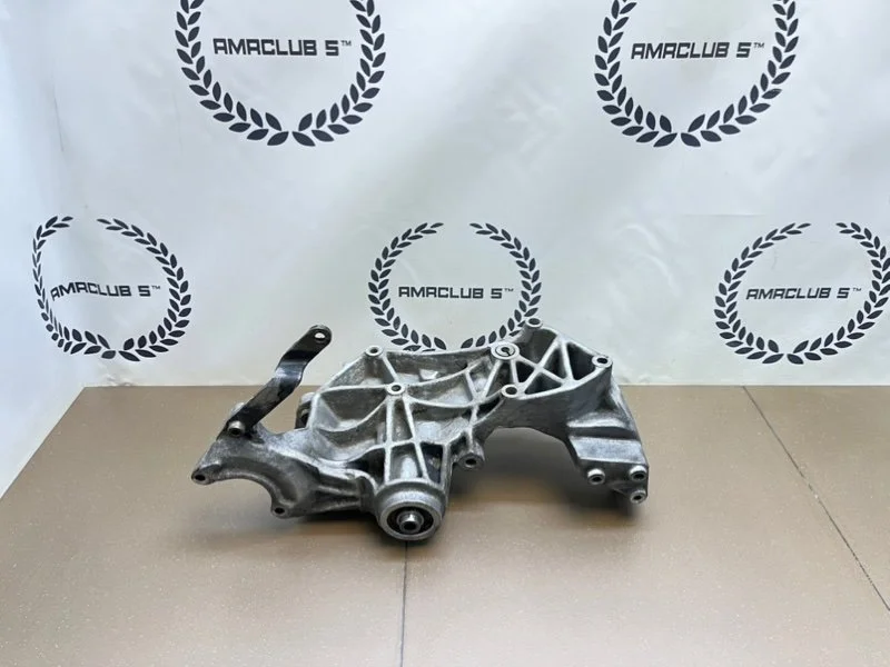 Кронштейн генератора Audi A4 B5 (8D) 1.8 ADR 1995