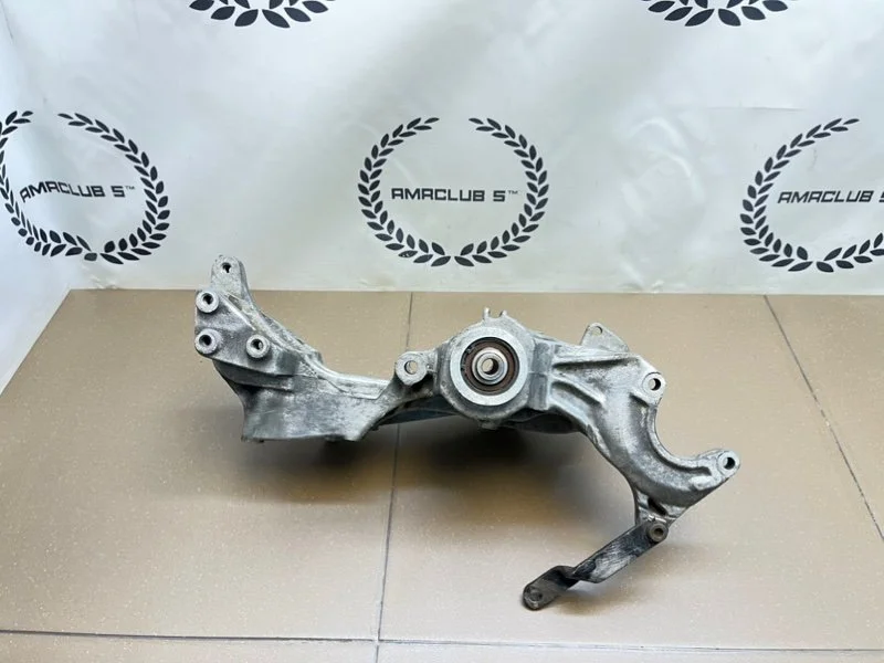Кронштейн генератора Audi A4 B5 (8D) 1.8 ADR 1995 - миниатюра 7