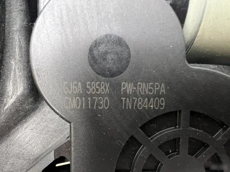 Стеклоподъемник задний левый Mazda 6 GG 2002-2005 - миниатюра 6
