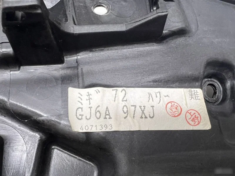 Стеклоподъемник задний правый Mazda 6 GG 2002-2005 - миниатюра 4