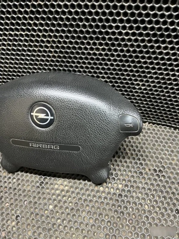 Подушка безопасности в руль Opel Vectra B - миниатюра 3