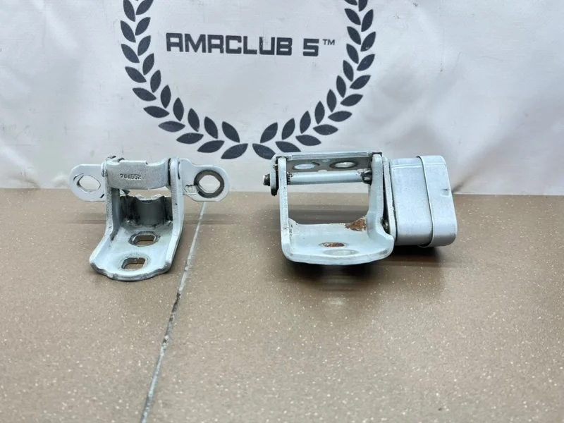 Петли передней правой двери Renault Megane 2 - миниатюра 3