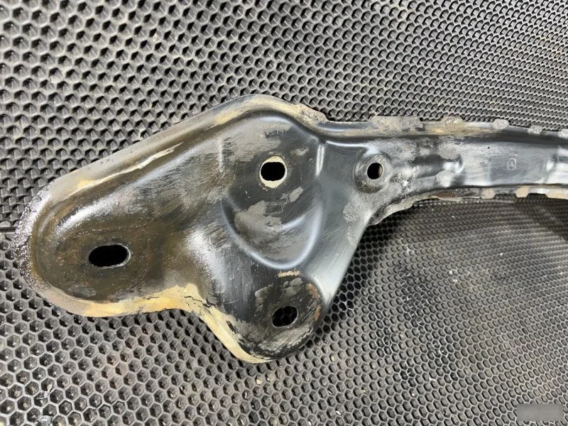 Кронштейн подрамника Mazda CX-7 2006-2009 - миниатюра 3
