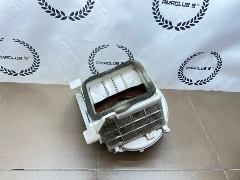 Корпус мотора печки Mazda 626 (GE) 1997 - миниатюра 7