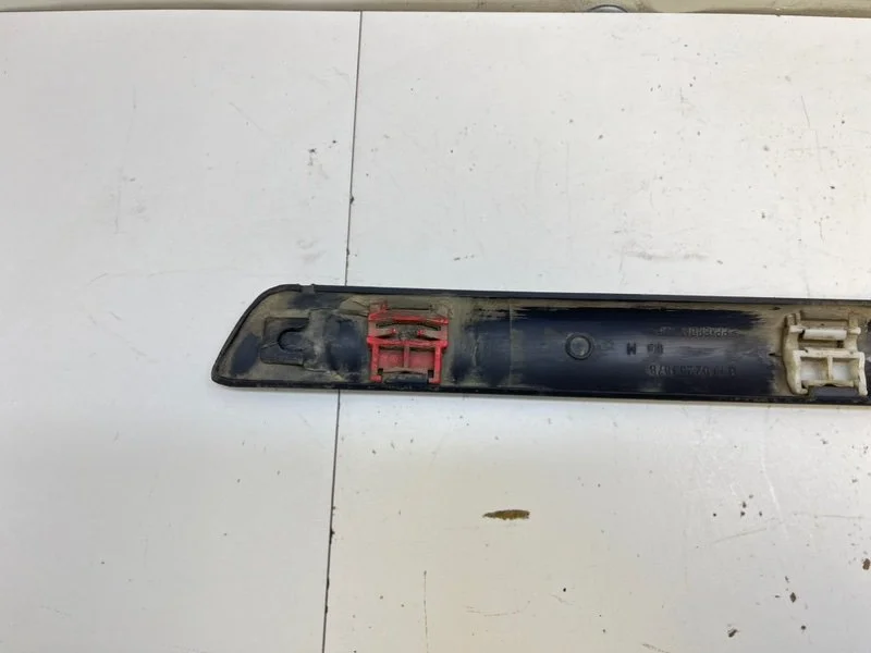 Молдинг двери задний правый Renault 19 1992 - миниатюра 9