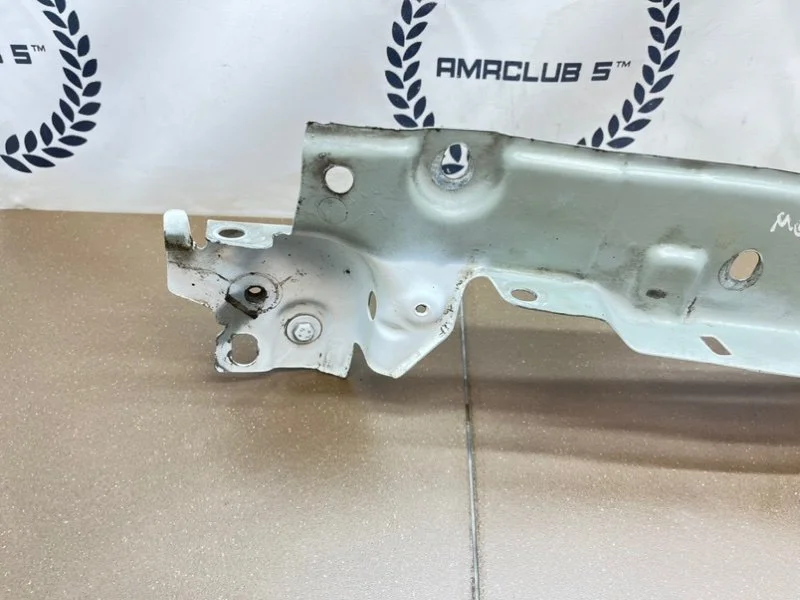 Кронштейн крыла передний правый Renault Megane 2 - миниатюра 10