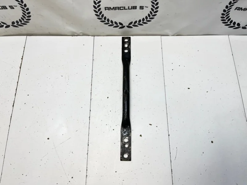 Распорка кузова Skoda Octavia 3 A7 (5E) 1.6 CWVA