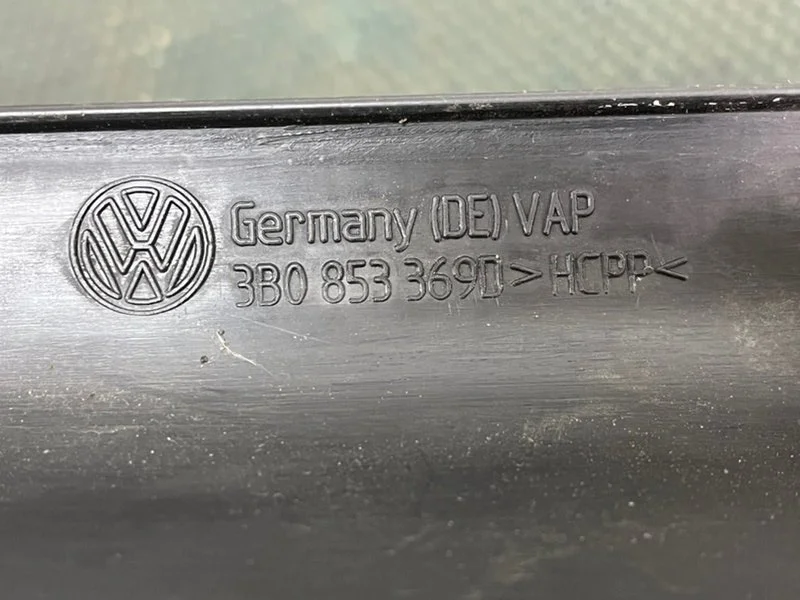 Накладка порога внутренняя левая Volkswagen Passat - миниатюра 9