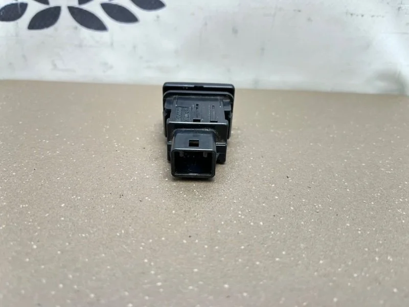 Кнопка блокировки дифференциала Toyota RAV4 (A40) - миниатюра 6