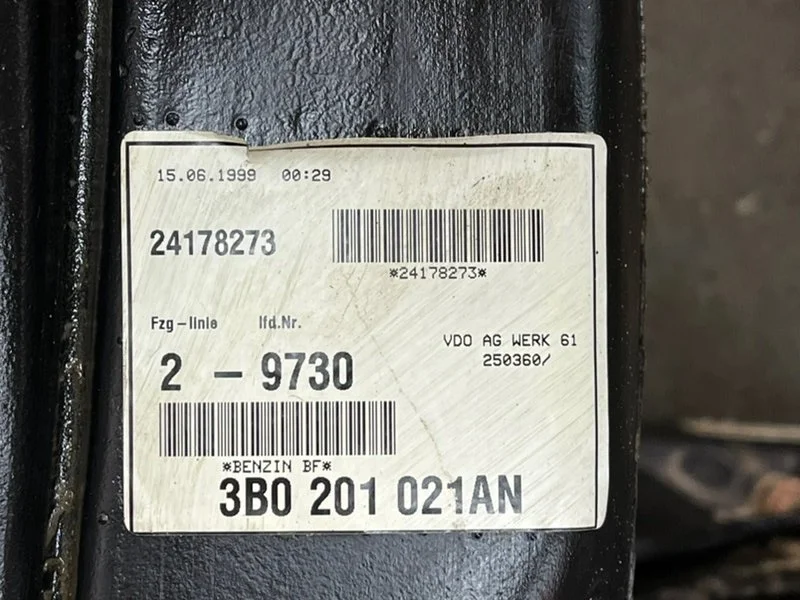 Бензобак Volkswagen Passat B5 (3B) 1.8 ARG - миниатюра 8