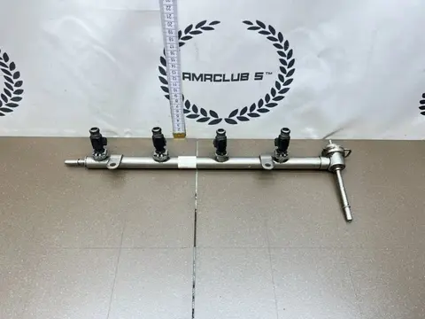 Топливная рампа с форсунками Derways Aurora 2.4