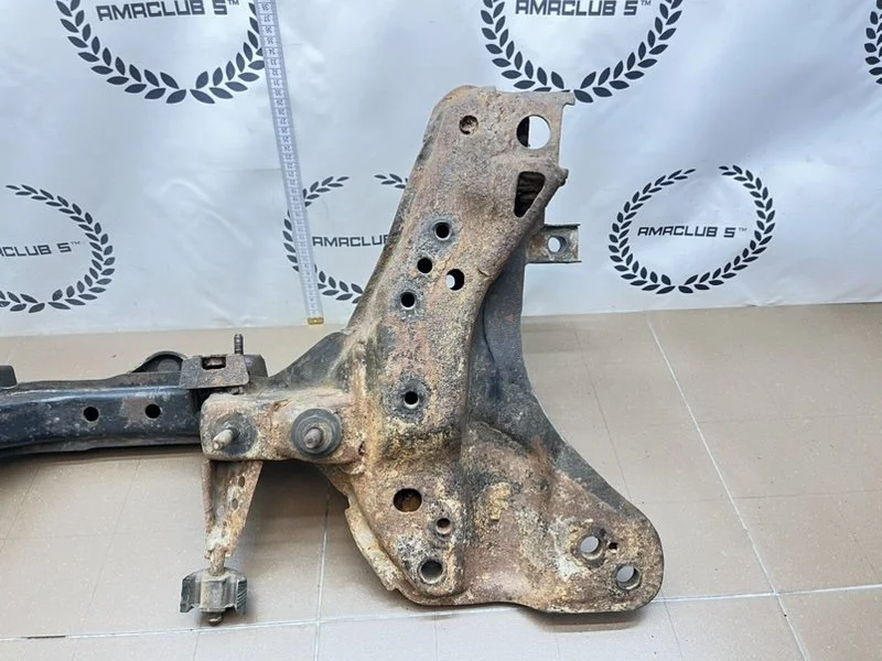 Подрамник передний Mazda 626 (GF) 2.0 FS 2000 - миниатюра 10