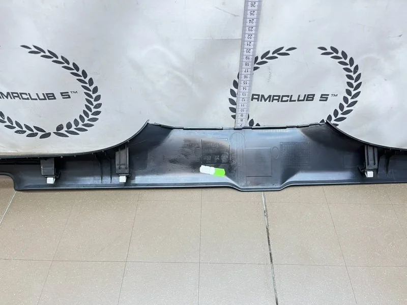 Накладка порога внутренняя правая Skoda Rapid 1 - миниатюра 7