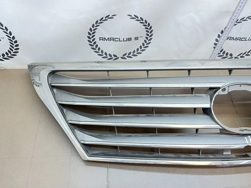 Решетка радиатора Lexus LX570 (URJ201) 2012 - миниатюра 2